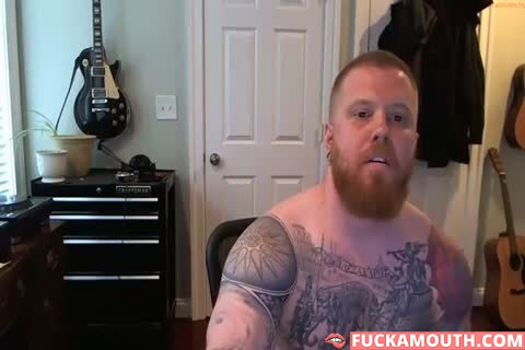 Ginger Tattooed Muscle Cub Cums