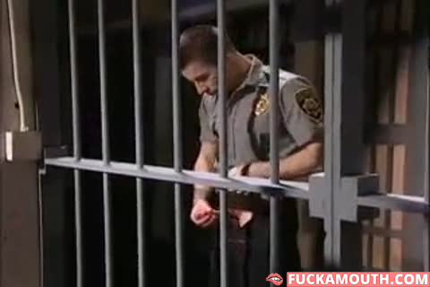 Prison admirable nail
